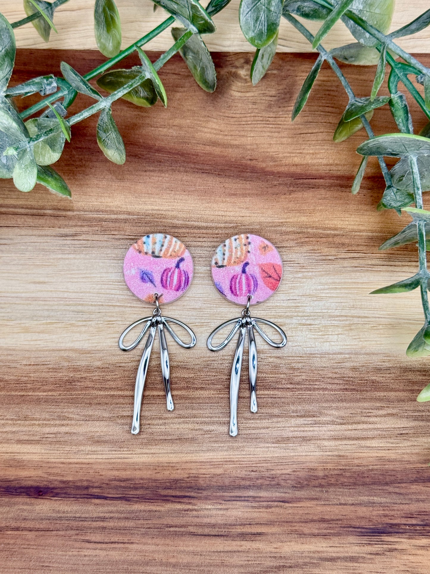 Fall Stud Bow Dangle